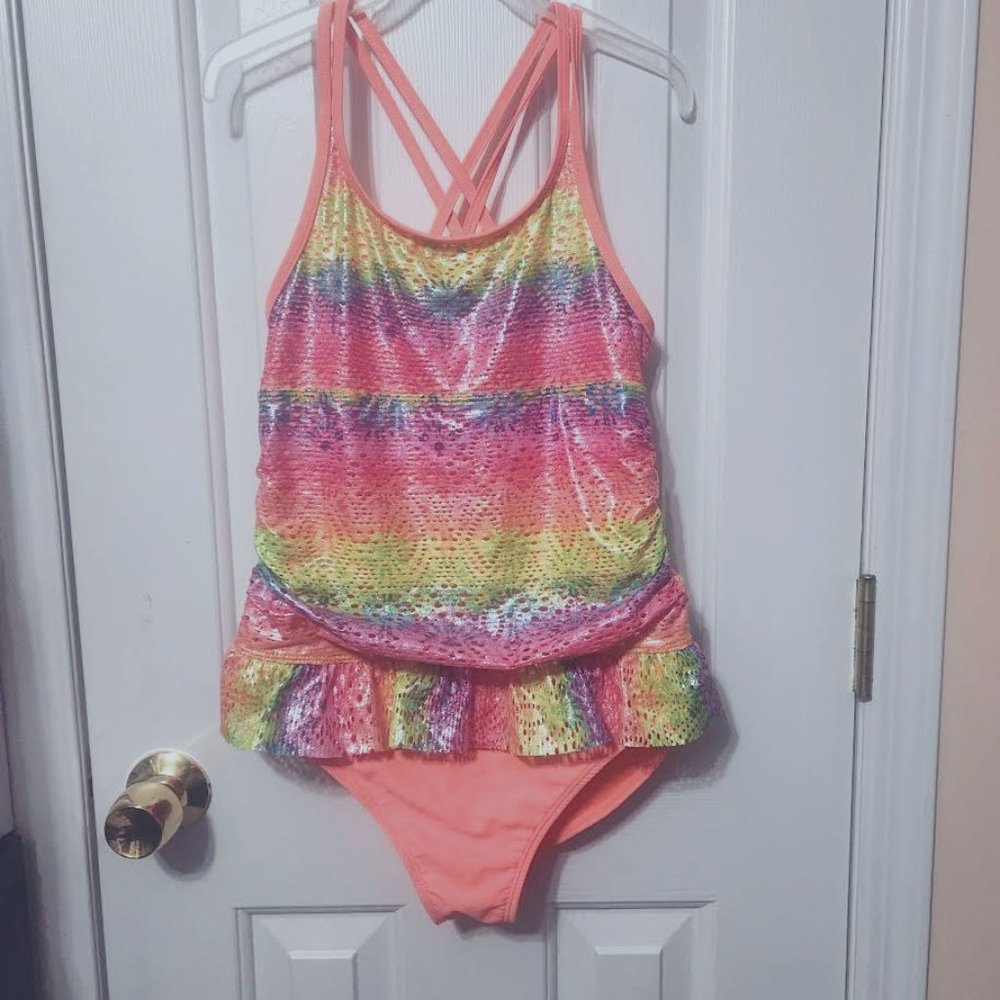 One piece swimsuit